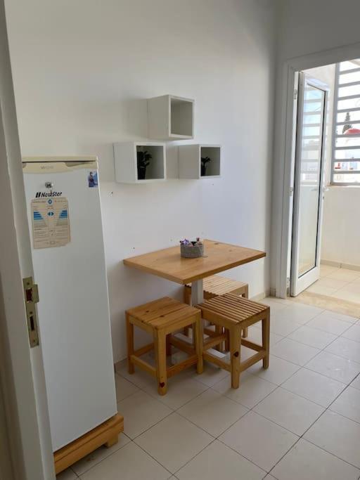 Appartement Simple Et Propre Сфакс Екстериор снимка