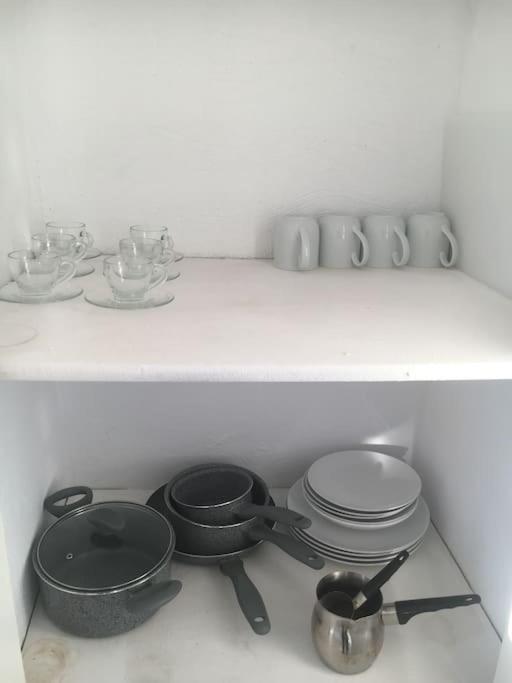 Appartement Simple Et Propre Сфакс Екстериор снимка